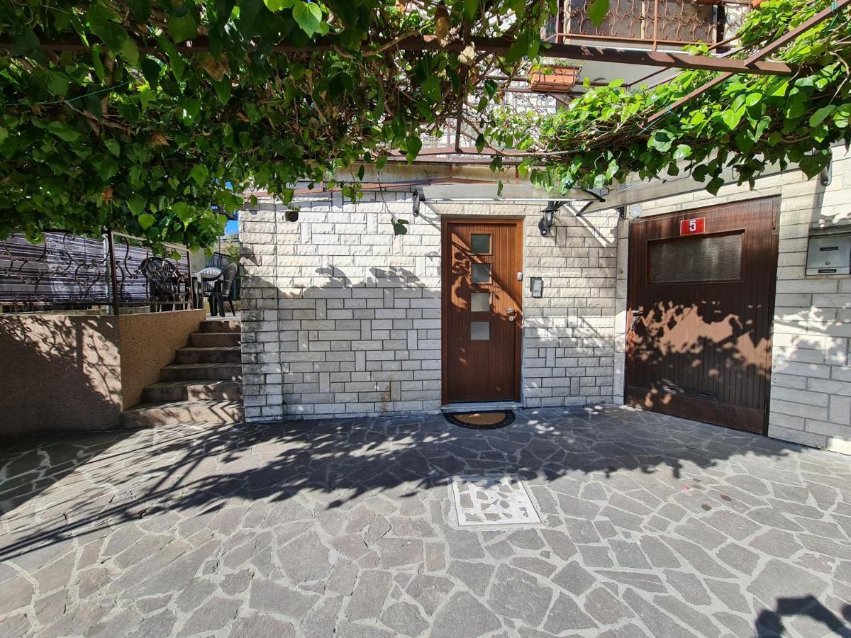 Apartma Pina Apartment Изола Екстериор снимка