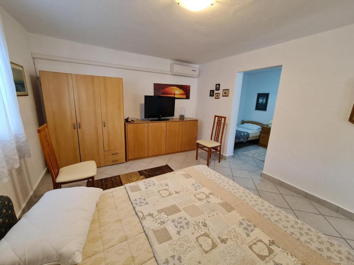Apartma Pina Apartment Изола Екстериор снимка